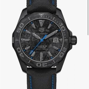 Tag Heuer Aquaracer Black and Blue Men's Watch